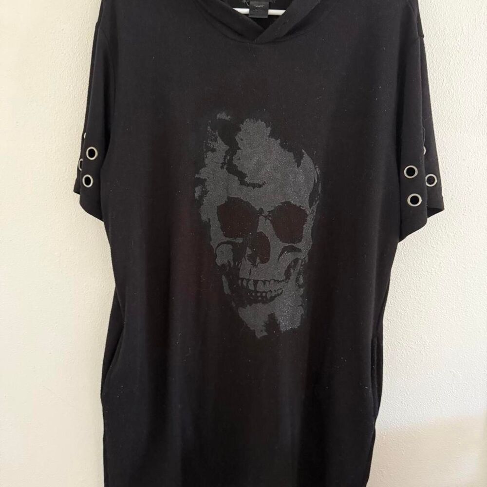 Hot-topic Men's Black Hoodie